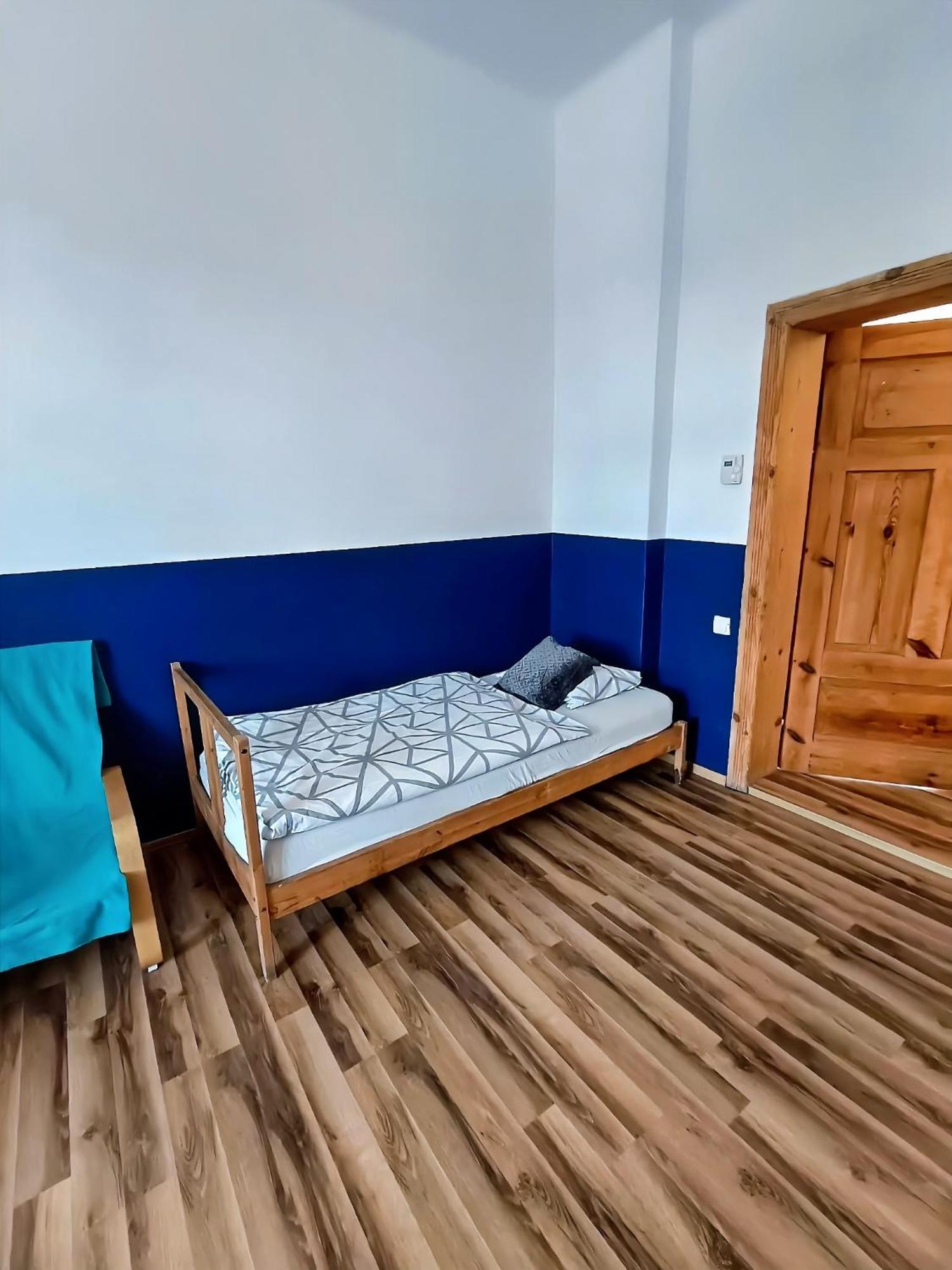 Mickiewicza Hostel Катовіце Екстер'єр фото
