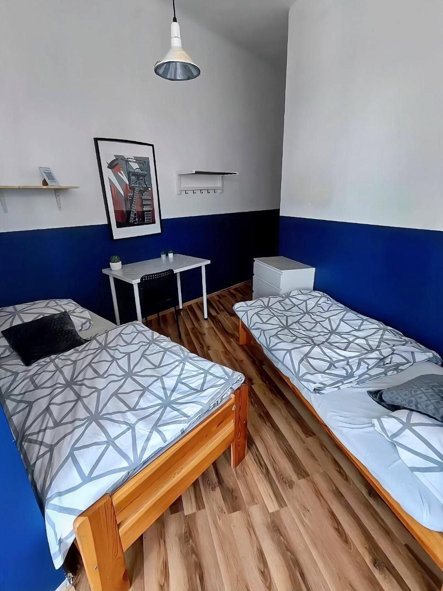 Mickiewicza Hostel Катовіце Екстер'єр фото