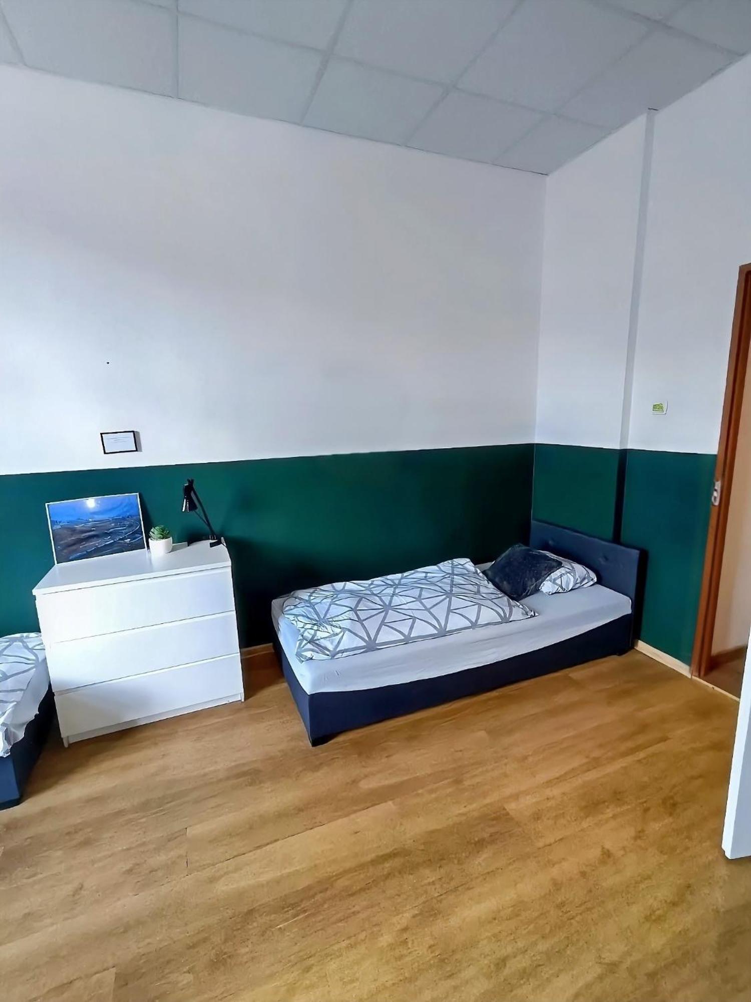 Mickiewicza Hostel Катовіце Екстер'єр фото